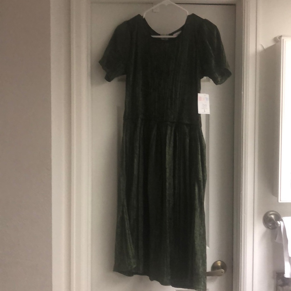 Lularoe Amelia Holiday Dress w/ pockets NWT large